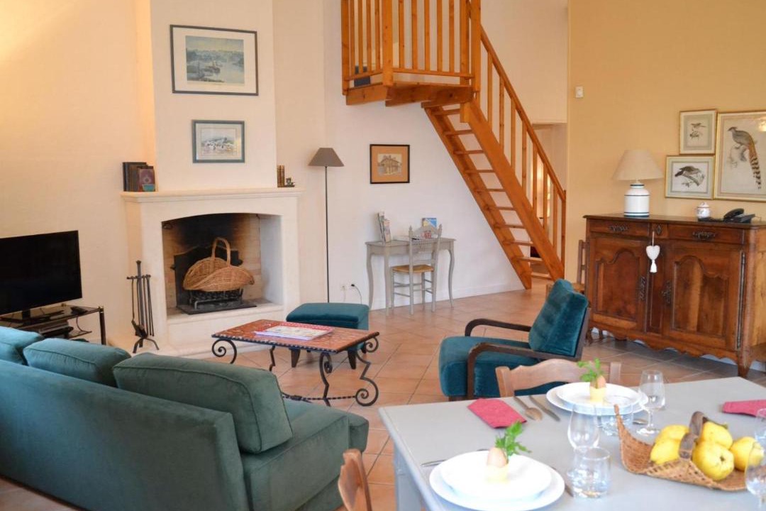 Photo of Livingroom in Saint-Cybardeaux
