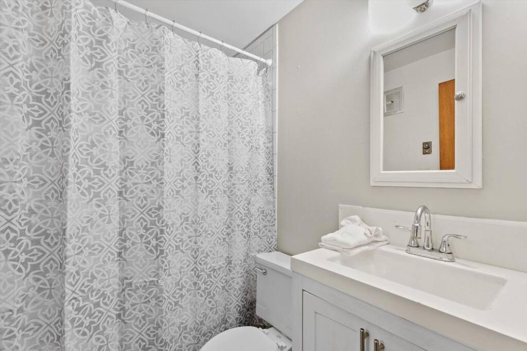Photo of Bathroom in Cliff - Cannon