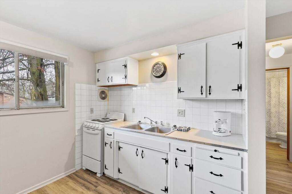 Photo of Kitchen in Cliff - Cannon