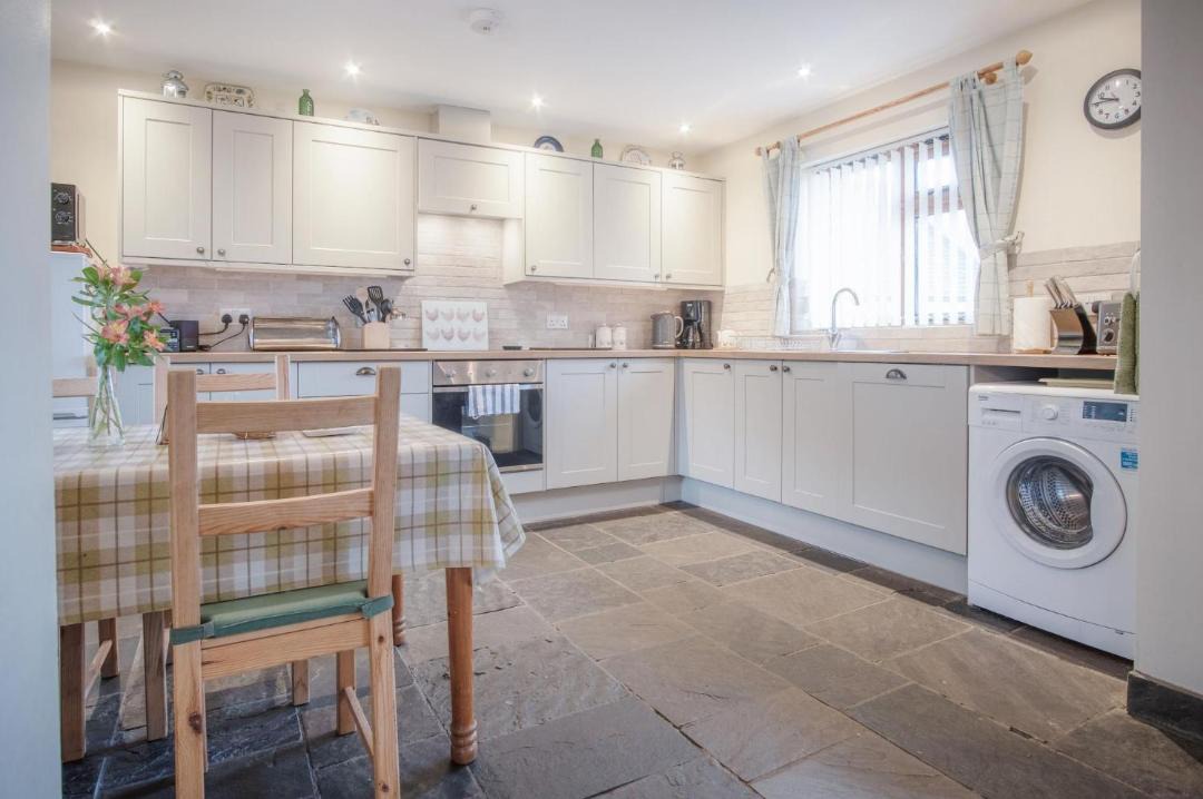 Photo of Kitchen in Crynant