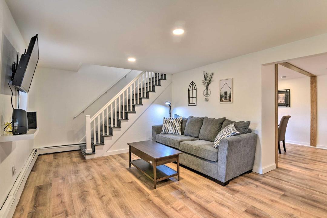 Photo of Livingroom in Mount Pleasant
