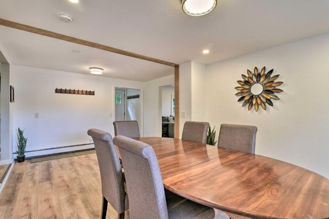 Photo of Livingroom in Mount Pleasant