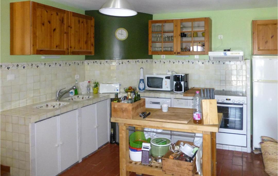 Photo of Kitchen in Entrecasteaux