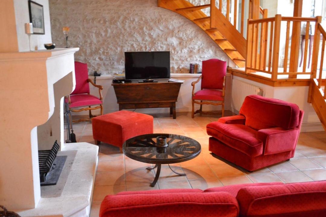 Photo of Livingroom in Saint-Cybardeaux