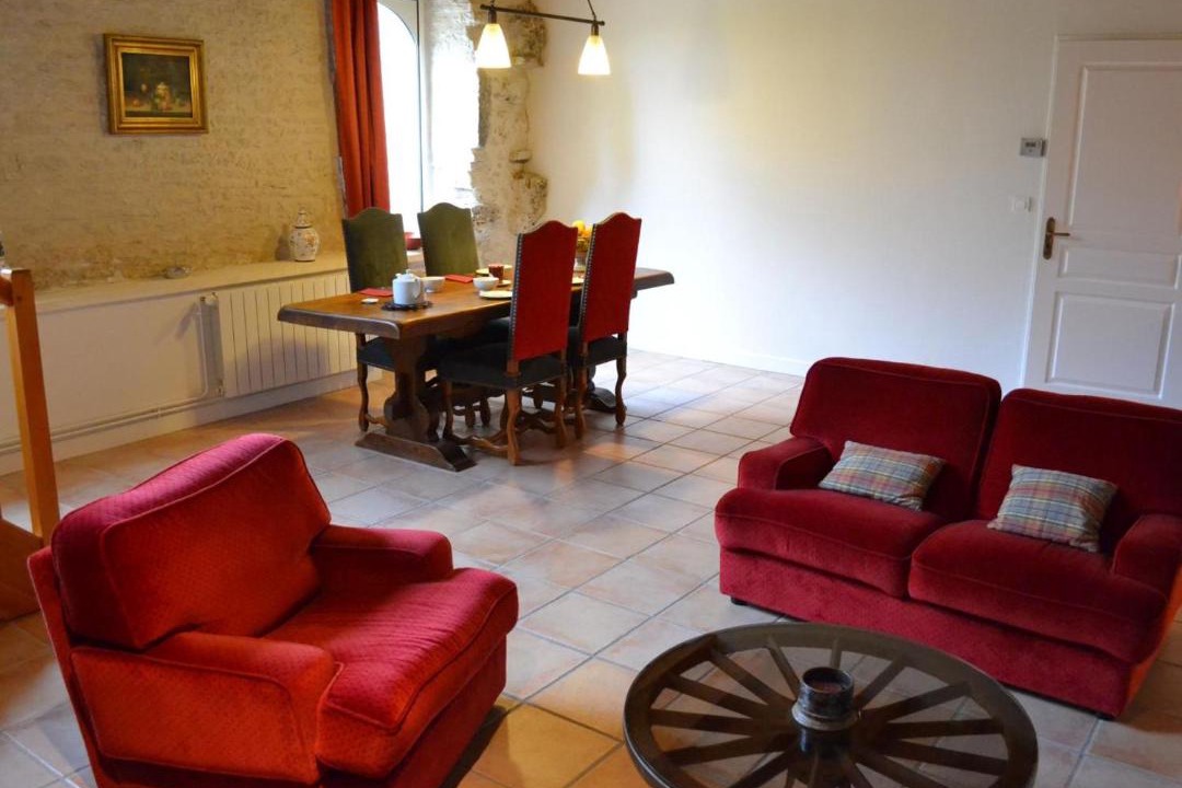 Photo of Livingroom in Saint-Cybardeaux