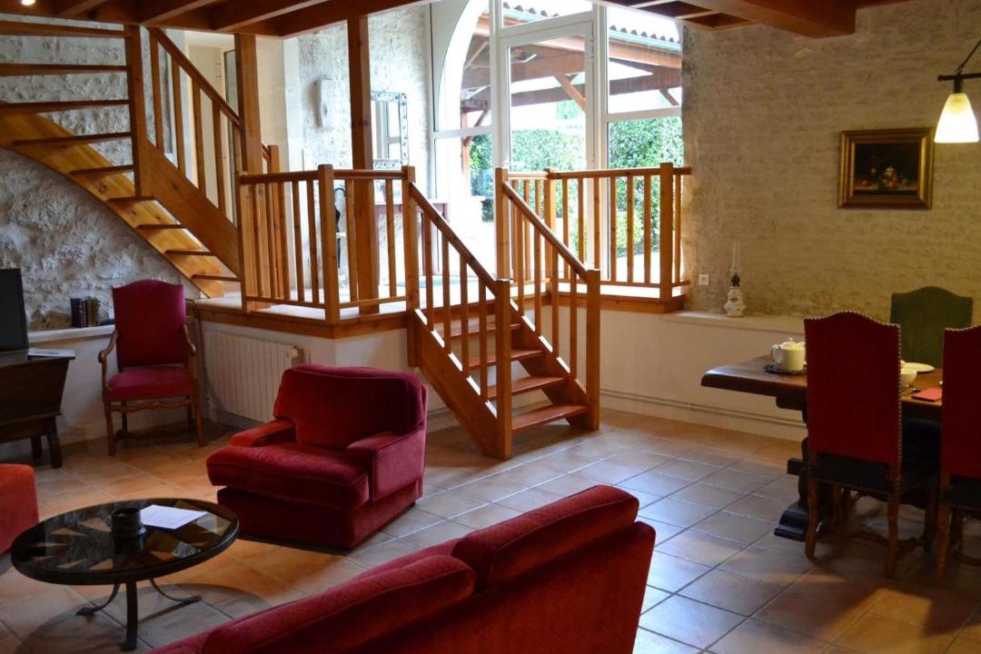 Photo of Livingroom in Saint-Cybardeaux