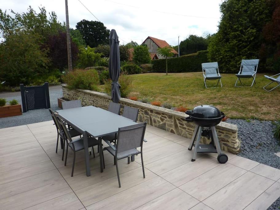 Photo of Patio Balcony in Saint-Ebremond-de-Bonfosse