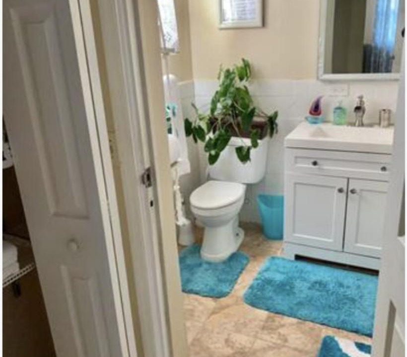 Photo of Bathroom in Grove Place