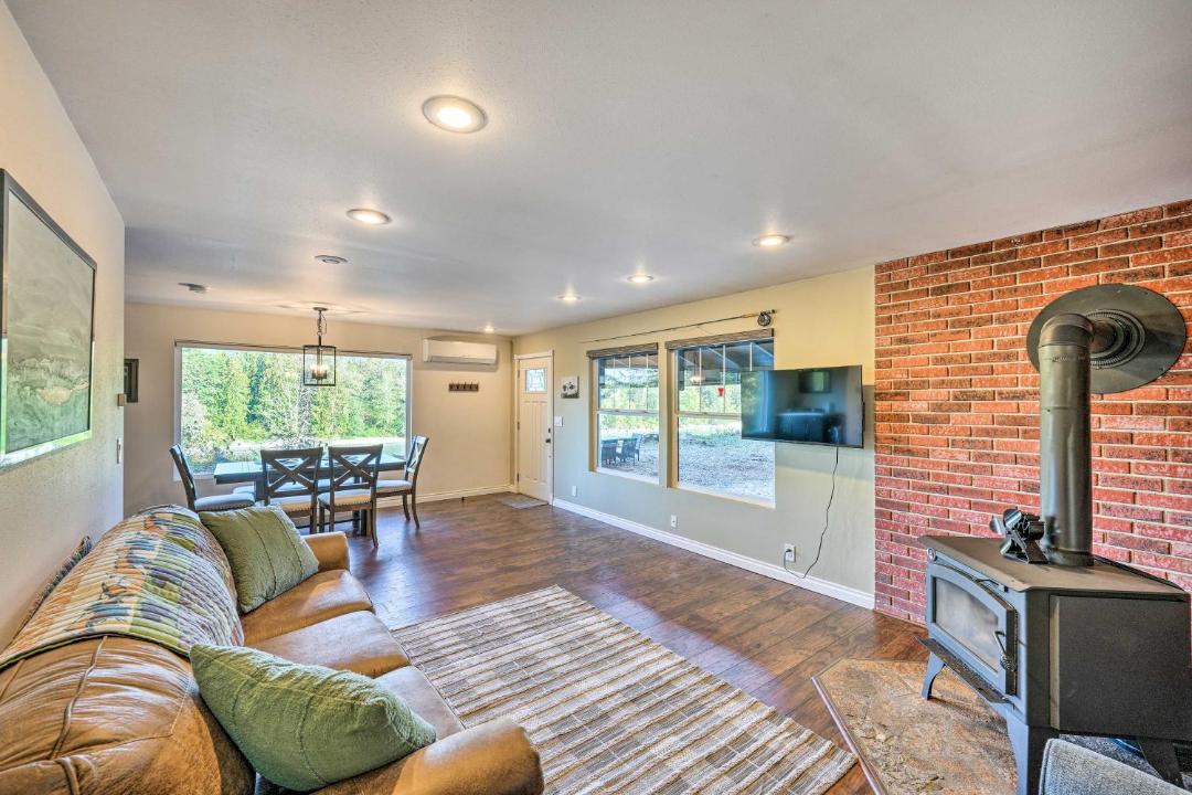 Photo of Livingroom in Concrete