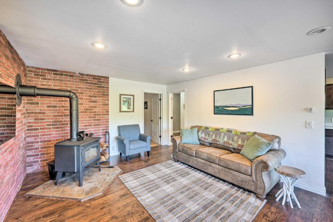 Photo of Livingroom in Concrete