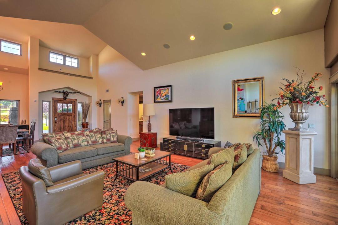 Photo of Livingroom in Callender