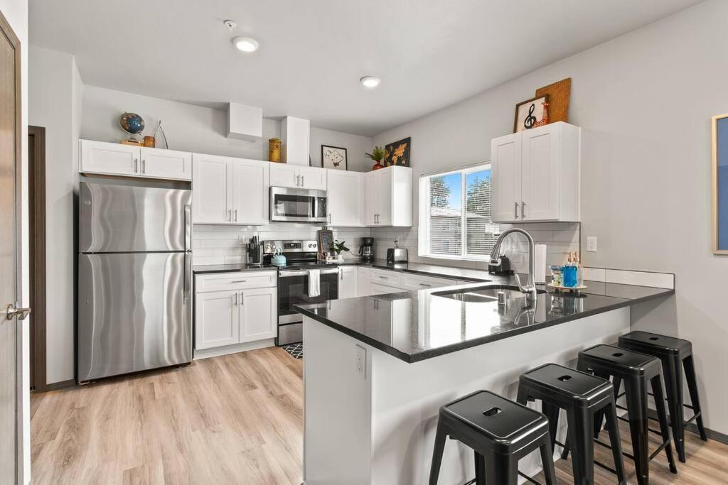 Photo of Kitchen in South Perry District