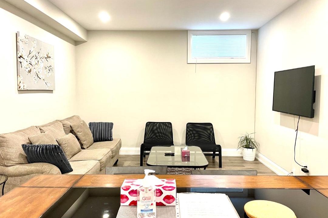 Photo of Livingroom in Pickering