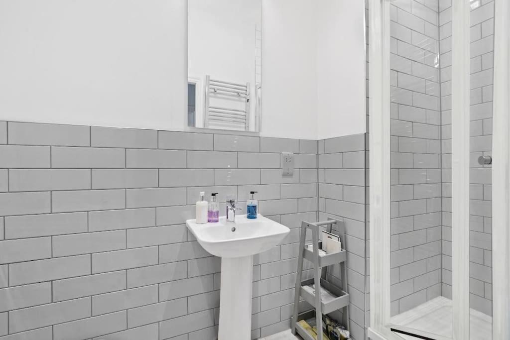 Photo of Bathroom in Bloomsbury