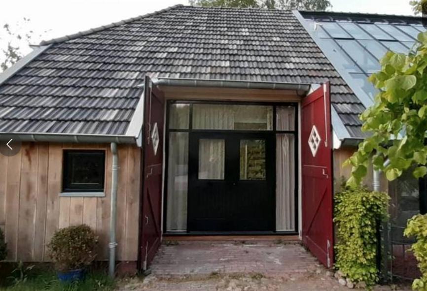 Photo of Buildings in Eext