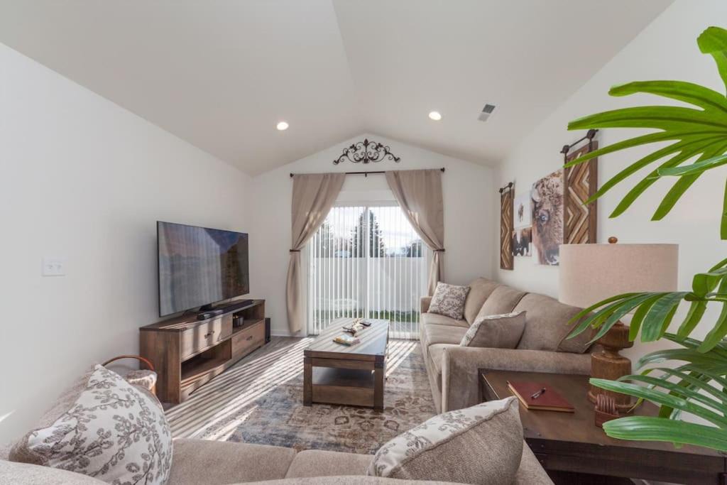 Photo of Livingroom in Spokane Valley