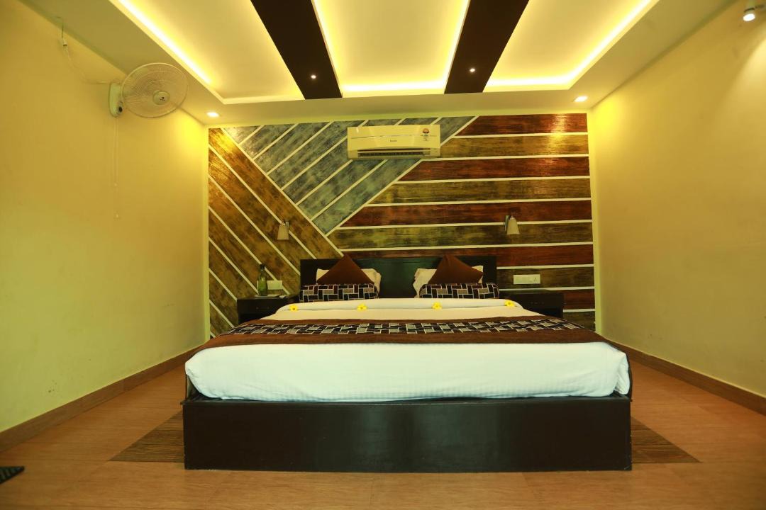 Photo of Bedroom in Poovar