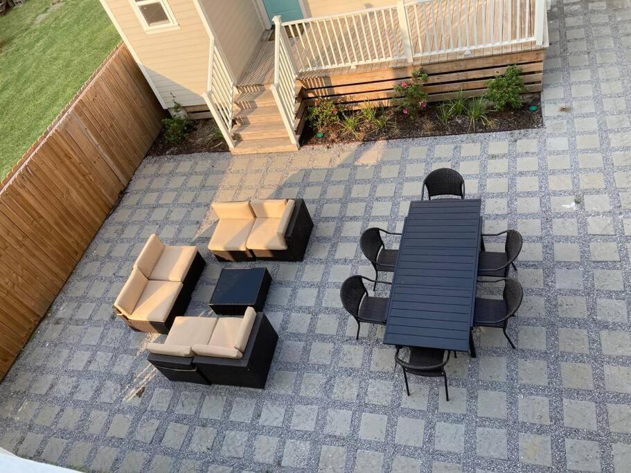 Photo of Patio Balcony in Faubourg Delassize