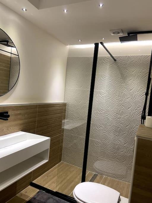 Photo of Bathroom in Incles