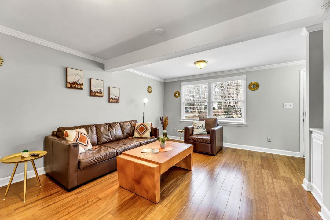 Photo of Livingroom in Greensboro