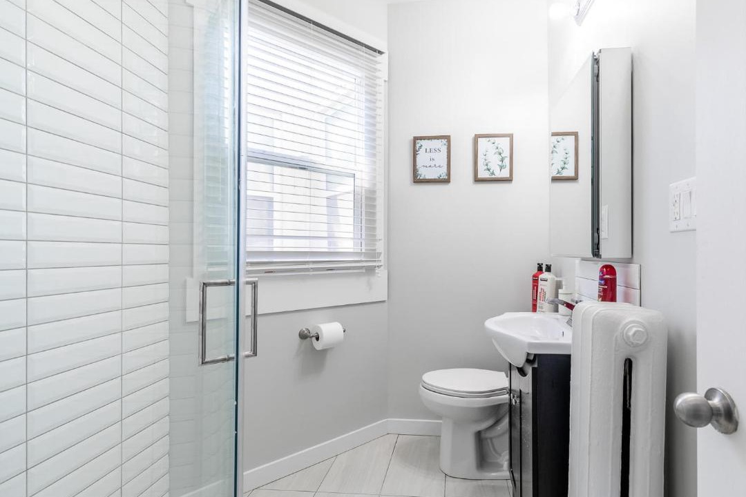 Photo of Bathroom in Central Hamilton