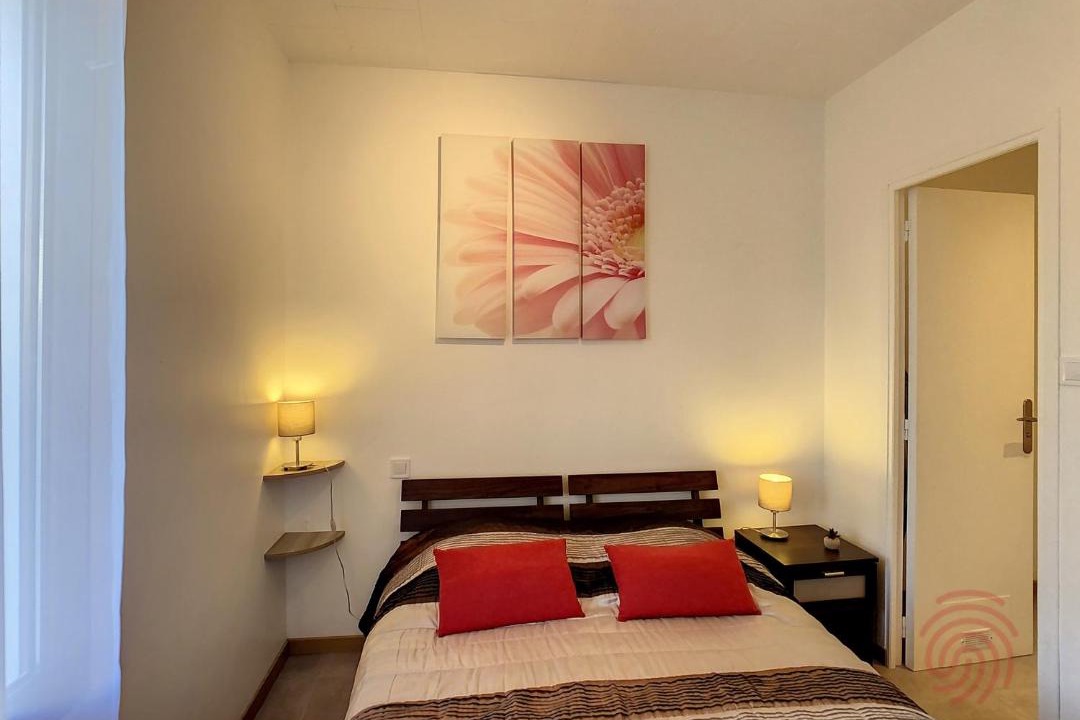 Photo of Bedroom in Lamalou-les-Bains