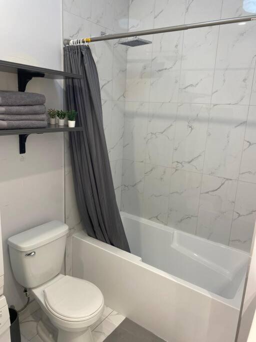 Photo of Bathroom in Mercier-Hochelaga-Maisonneuve