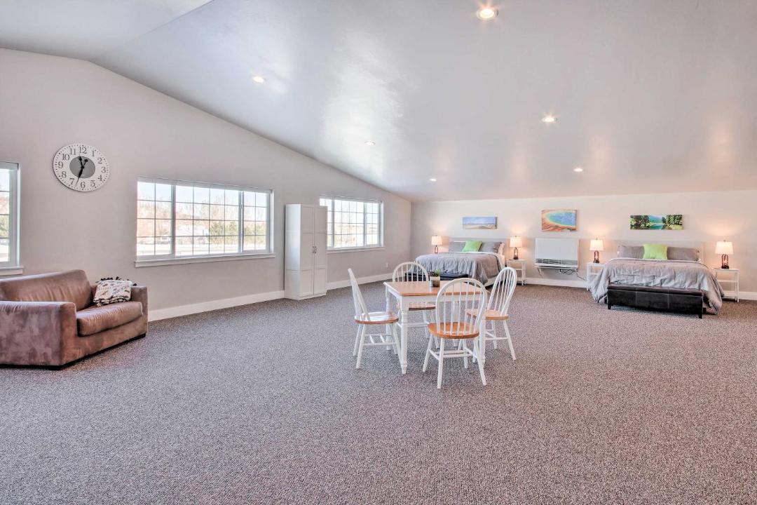Photo of Livingroom in Boyd