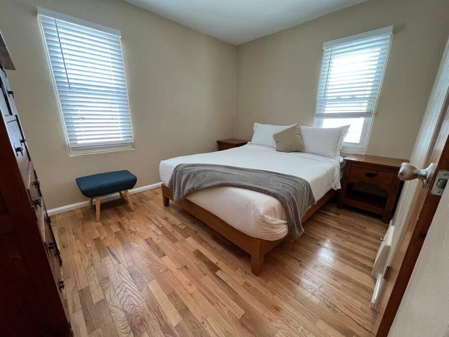 Photo of Bedroom in Central - Terry