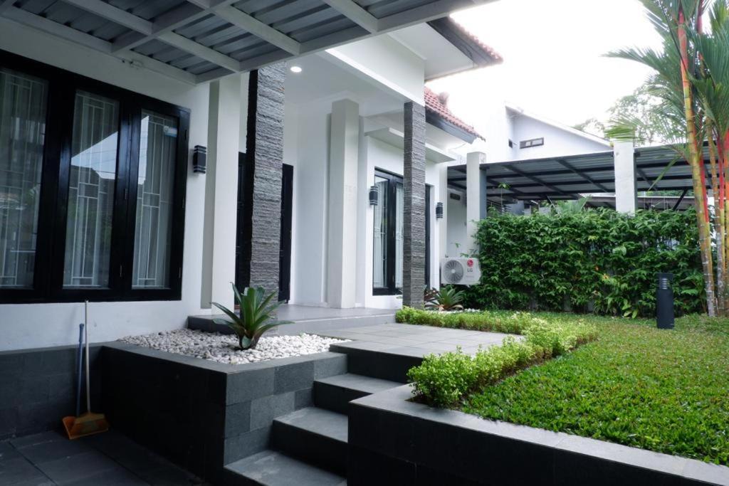 Photo of Buildings in Balikpapan