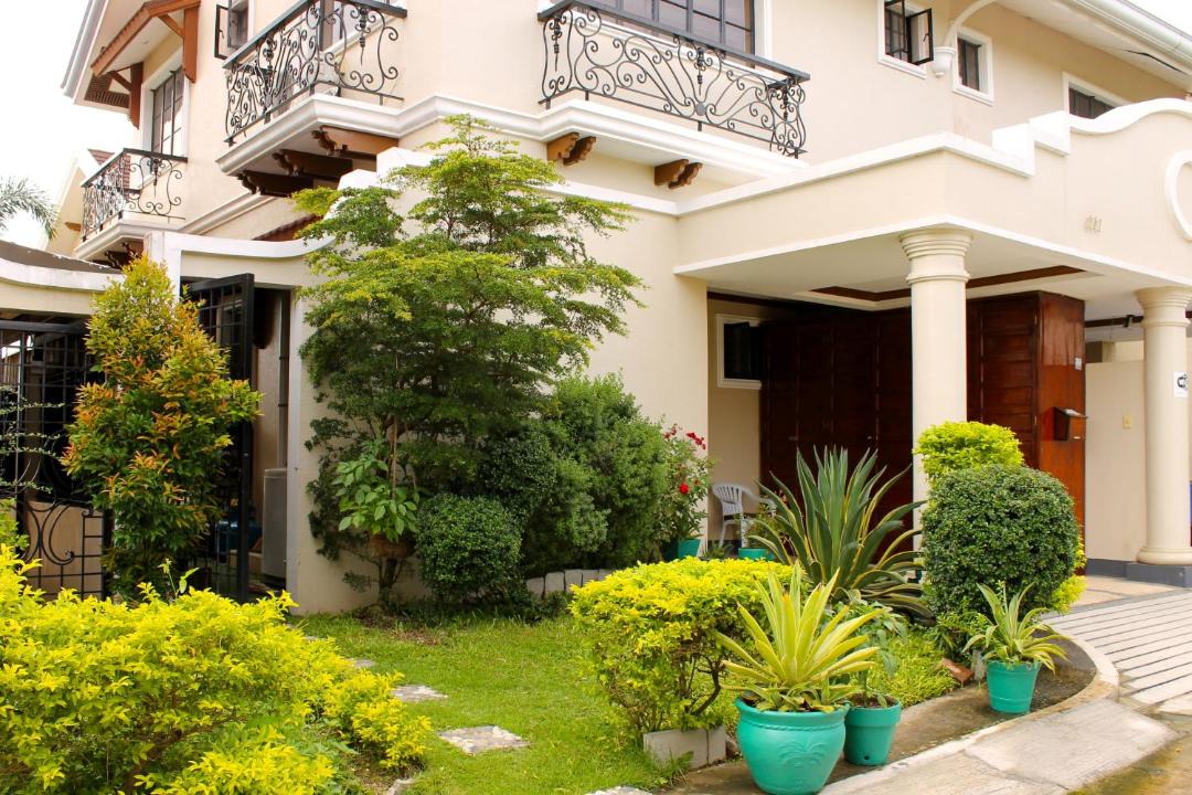 Photo of Buildings in Javalera