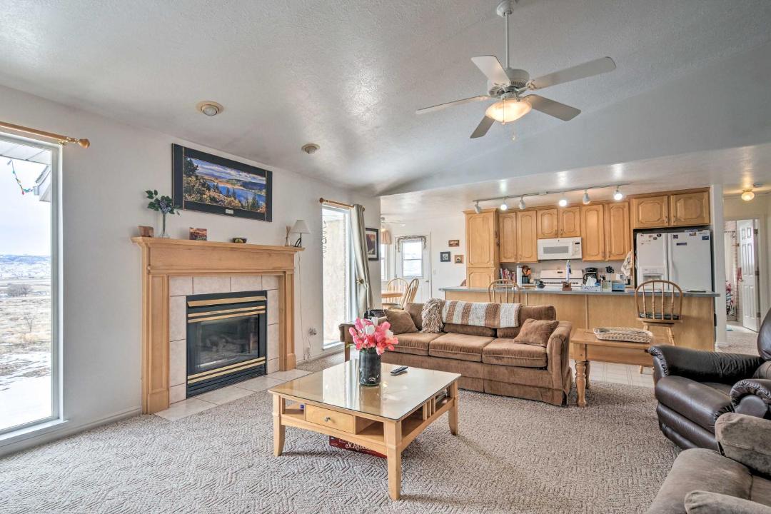 Photo of Livingroom in Sevier County