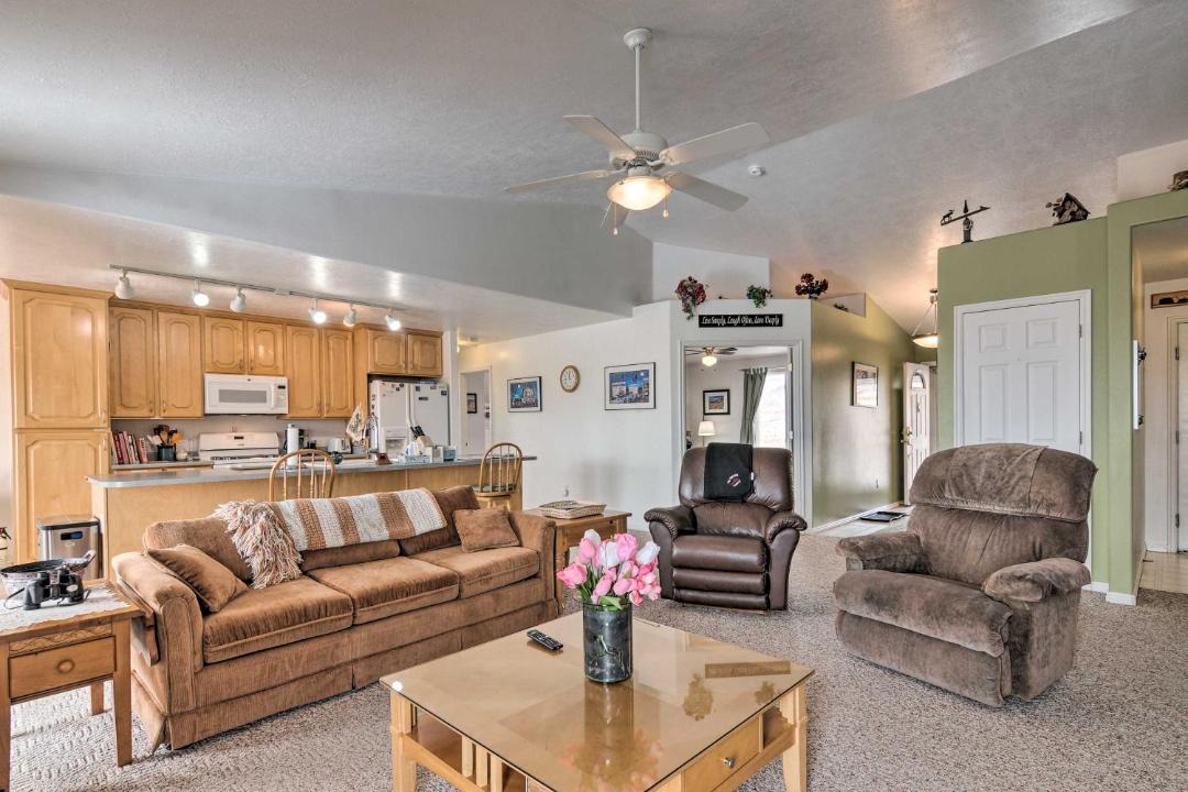 Photo of Livingroom in Sevier County