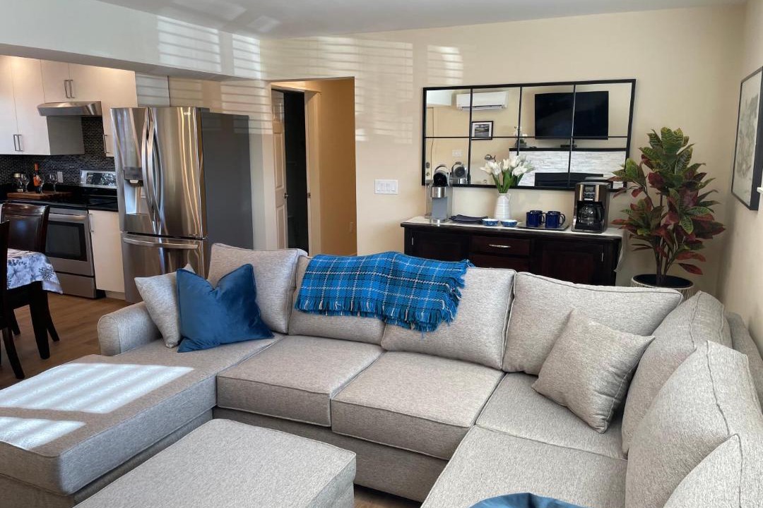 Photo of Livingroom in Okanagan-Similkameen