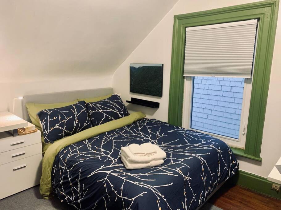 Photo of Bedroom in South End