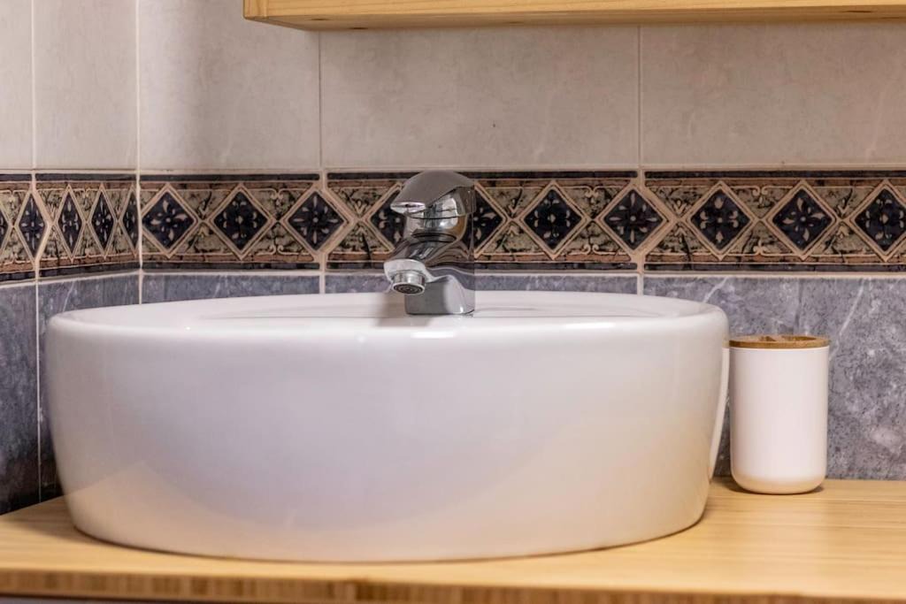 Photo of Bathroom in Moreaga
