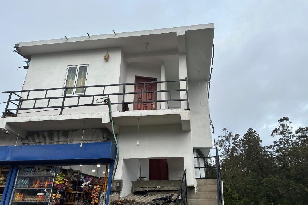 Photo of Buildings in Ambewella