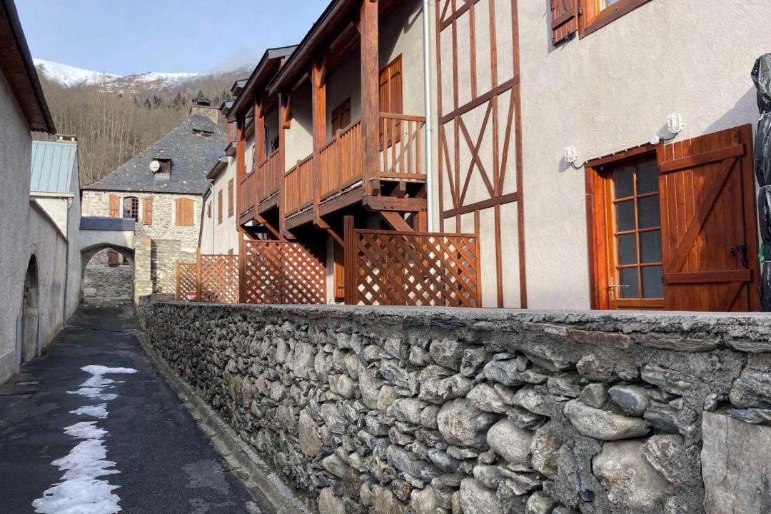 Photo of Buildings in Vignec