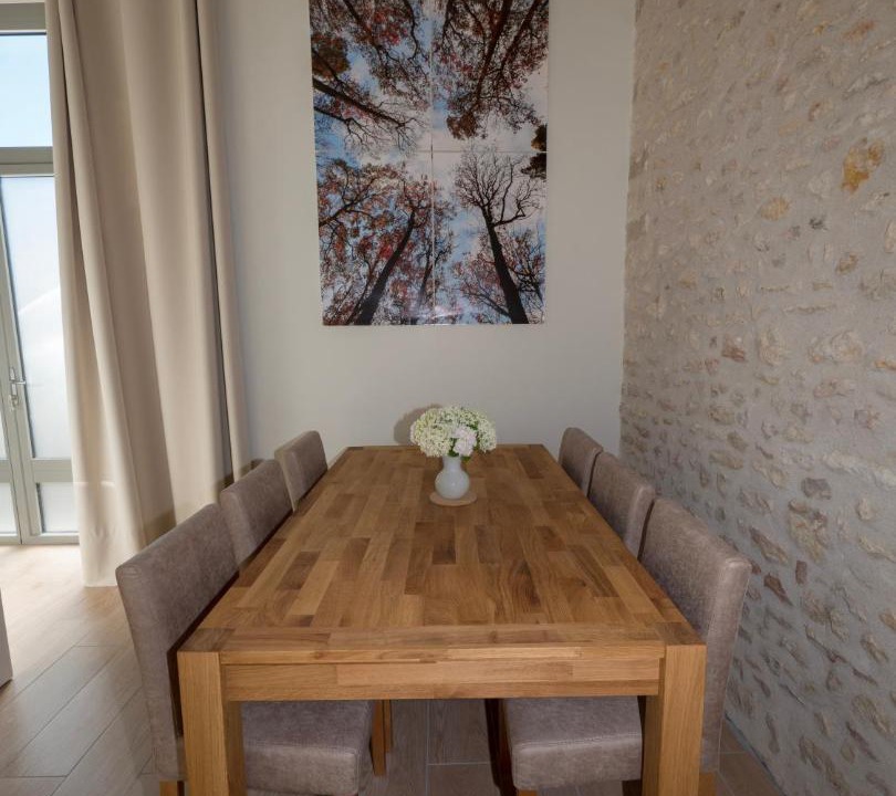 Photo of Livingroom in Ury