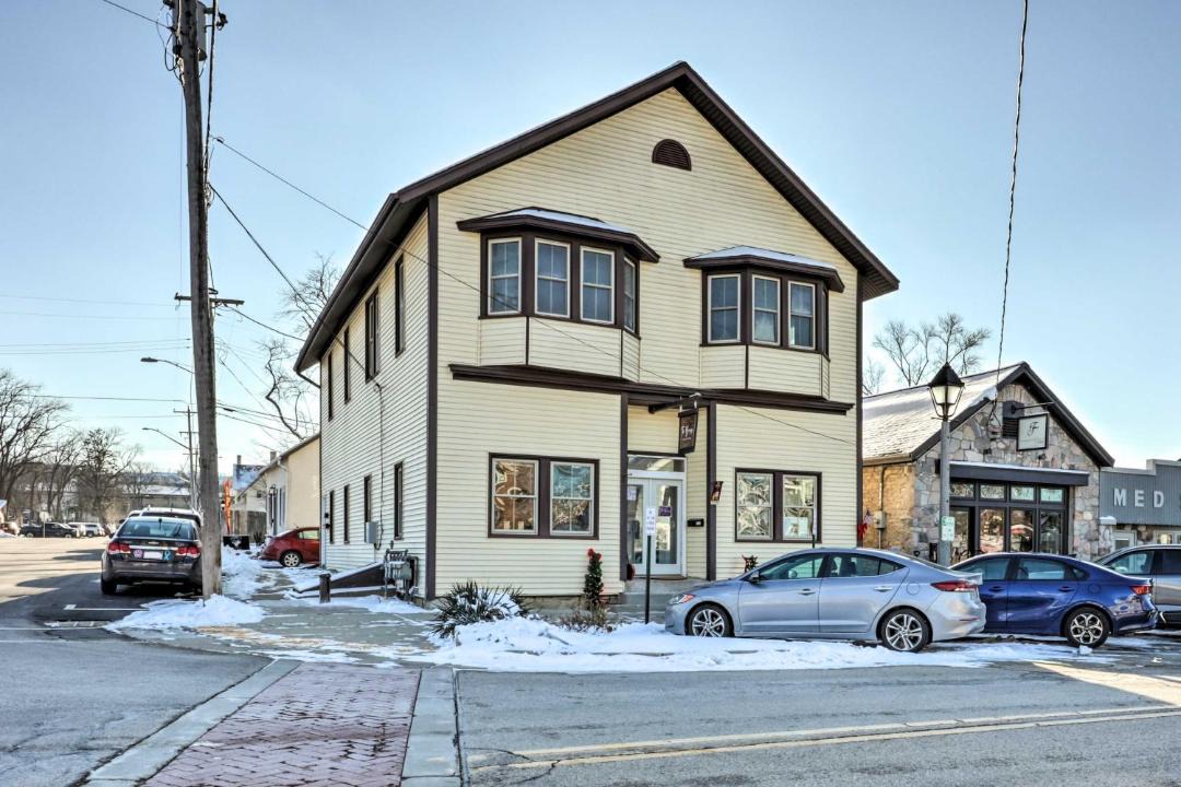 Photo of Buildings in Delafield