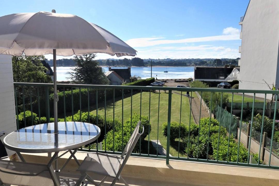 Photo of Patio Balcony in Tregastel