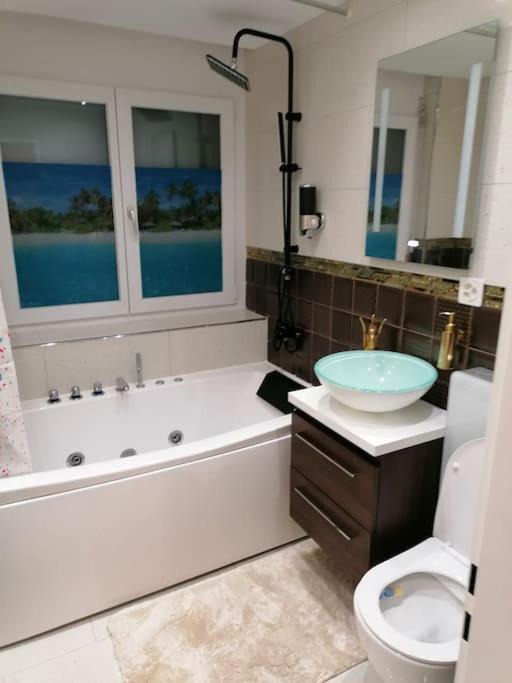 Photo of Bathroom in Rombach