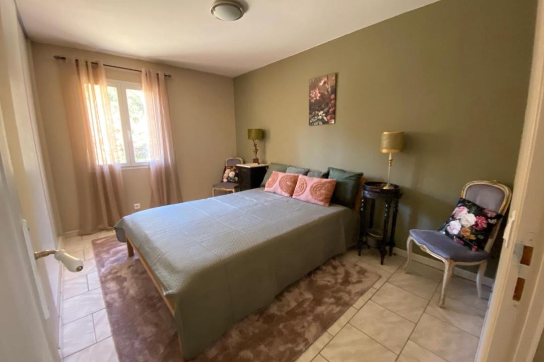 Photo of Bedroom in Entrecasteaux