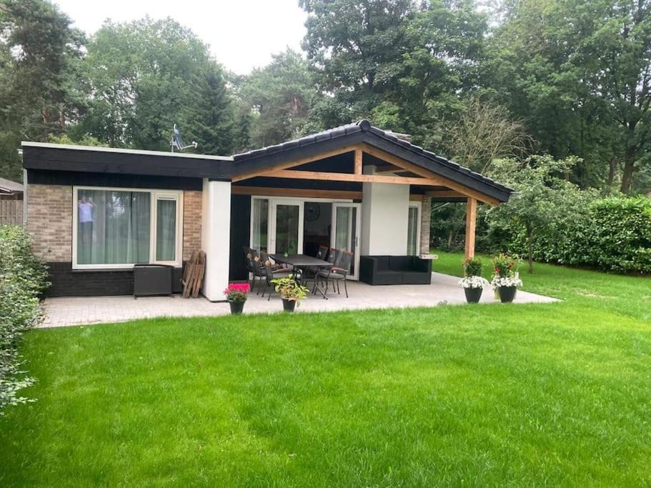 Photo of Buildings in Rheezerveen