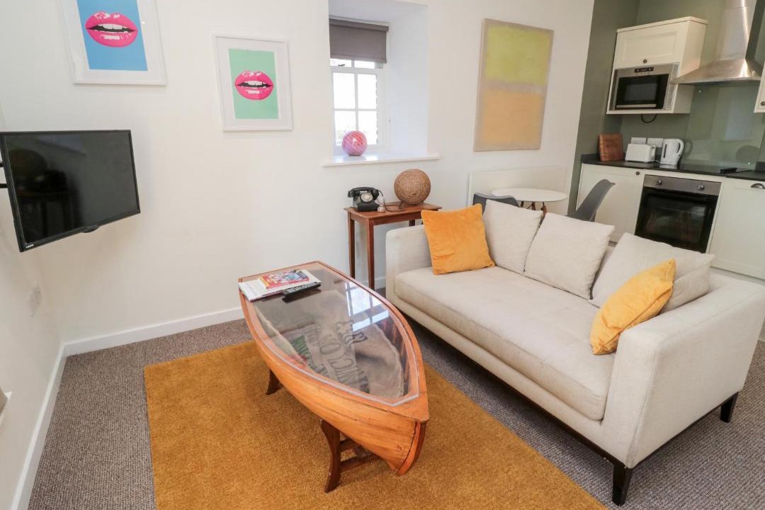 Photo of Livingroom in Ford