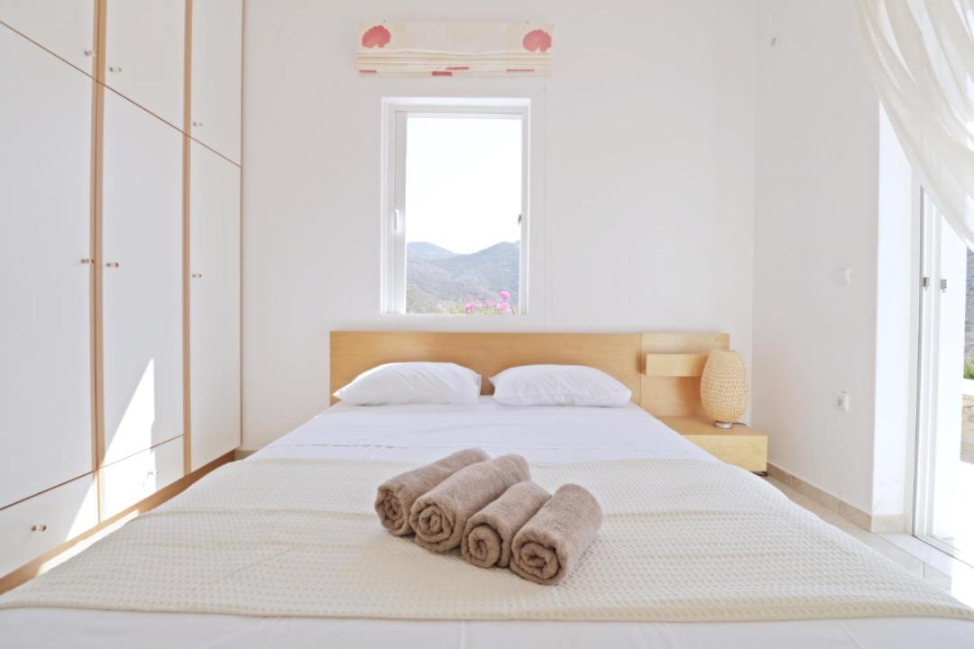 Photo of Bedroom in Ios