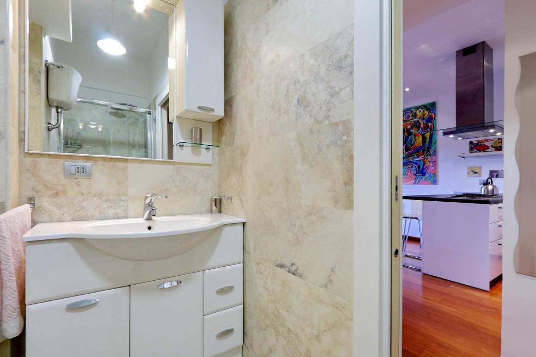 Photo of Bathroom in Quartiere XX Ardeatino