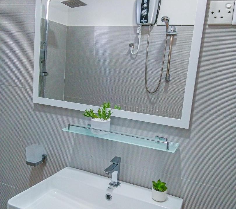 Photo of Bathroom in Hali-Ela