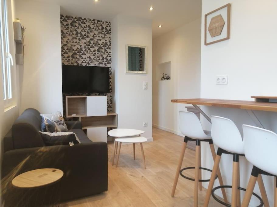Photo of Livingroom in Hauteville-sur-Mer
