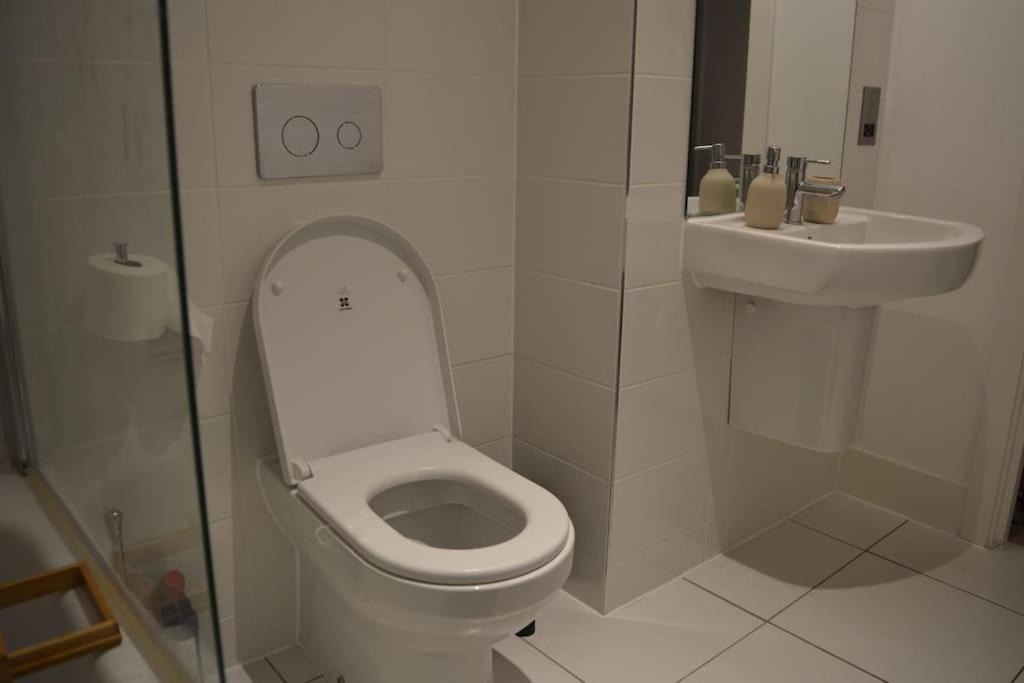 Photo of Bathroom in Grangetown